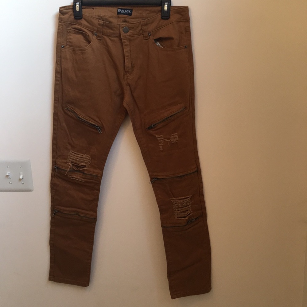 BLACK Premium Skinny Jeans Size 32/32.